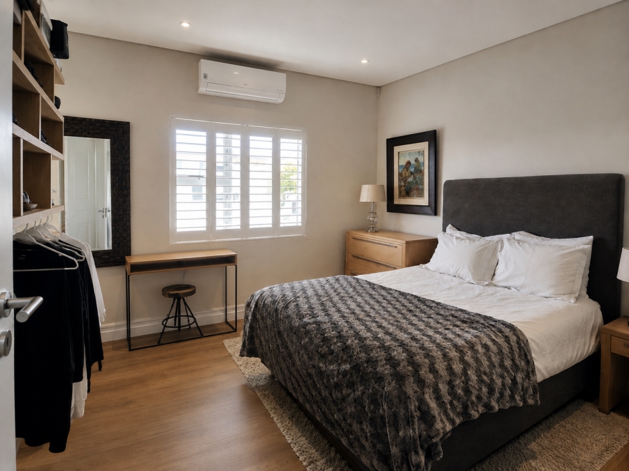 To Let 3 Bedroom Property for Rent in Vredehoek Western Cape